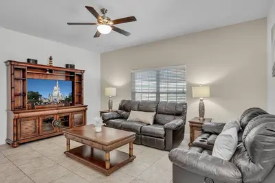 Image de Last Minute Disney Getaway! Private Pool & Themed Bedrooms. Book Now! #58183