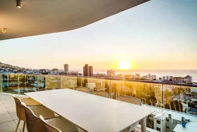 Image de Penthouse in Sea Point with Unbelievable Views (Attique Vue)