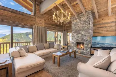 Image de Chalet Micheline - Quatre Chambres Chalet, Couchages 10