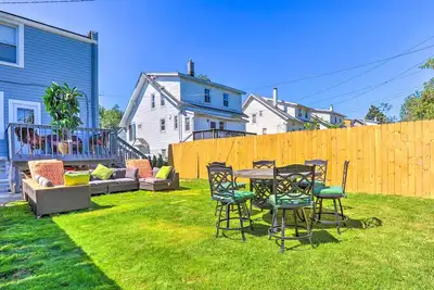 Image de 6 Mi to Inner Harbor - Family Home w/ Fenced Yard!