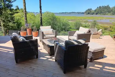 Image de Gypsy by the Bay with Fireplace