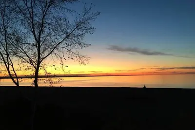 Image de Chalet Metabet Bord Lac St Jean\/plage privée