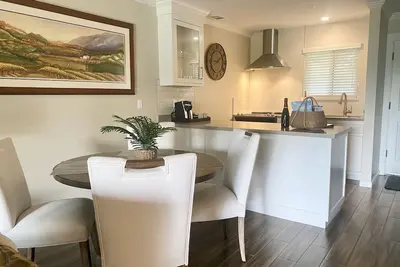 Image de Quiet Wine Country Club Retreat - Sleeps 4