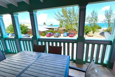Incroyable duplex de 4 chambres avec vue de la plage