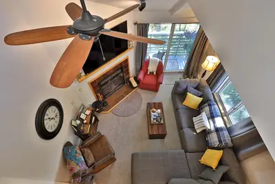Image de The Woods V8: Renovated 2br/2ba Condo w/ Amazing Amenities and Location