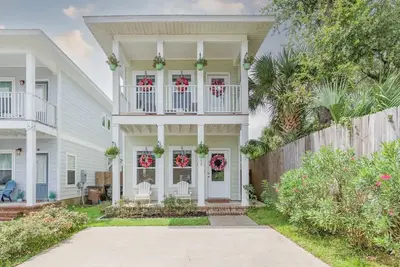 Image de Stylish Downtown Home: steps away from all downtown hotspots