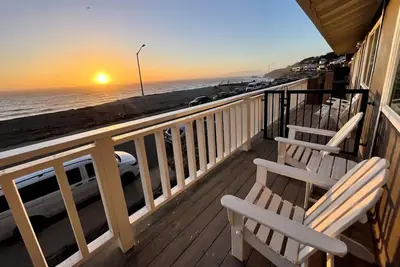 Image de Ocean/Beach Front 🐳🐬w/ Panoramic Oceanviews🌅🪂