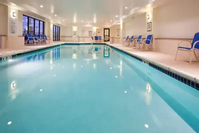 Image de Studio | Free Breakfast. Pool. Gym