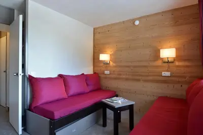 Image de Studio divisible rénové au pied des pistes avec balcon