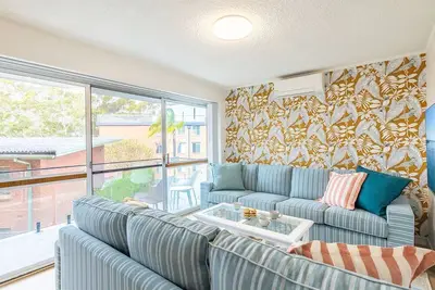 Image de Thurlow Lodge, 7, 6 Thurlow Avenue - Beautifully styled unit with WiFi, views and a pool