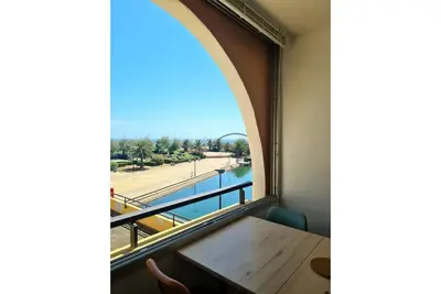 Image de Magnifique studio à deux pas de la plage, place de parking privé.