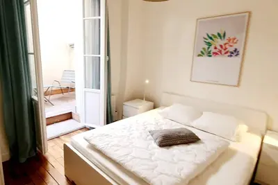 Image de 2 bedroom apartment in St Paul district