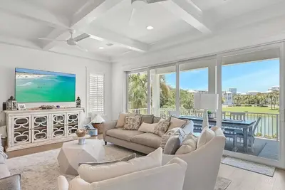 Image de Luxury Pool Home-Private Beach Access-Gated Comm