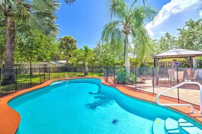 Image de Spacious Satellite Beach Home: Walk to Shore!