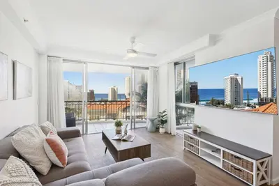 Image de Beachside 2-Bed with Parking, Pools, Spa, Gym, Bbq