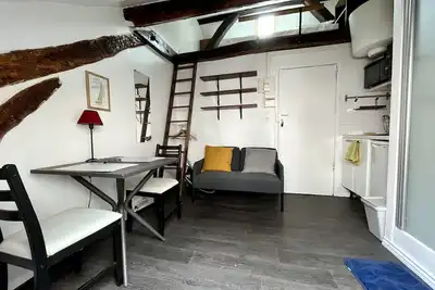 Image de Studio charmant, soigné et lumineux, dans quartier vivant, à 15 min du Louvre
