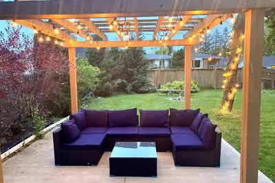 Image de Retreat by the Lake - Near the Niagara Wineries!