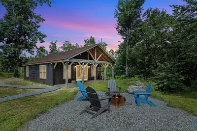 Image de Peaceful Cabin in the Woods