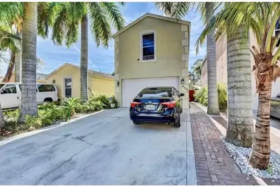 Image de Spacious 3 bedroom 2. 5 bath House in lake worth
