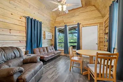 Image de Lucky's Canoe & Kayak Cabin #1 - Caddo River Access!
