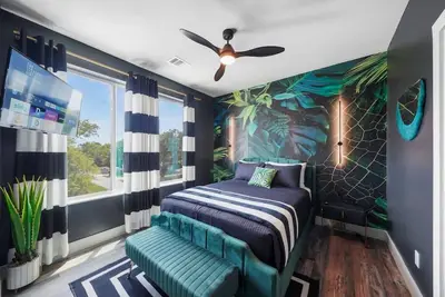 Image de Unit B · Work/Play/Stay at Ctrl Gated Home w/ Free Parking