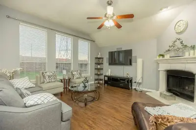 Image de New! Near At&T Stad, Sixflags, Joe Pool, 4 br, 5bed