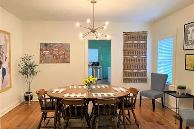 Image de Uab Updated Historic Home in the Heart of the City