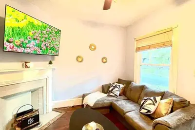 Image de 3 Bedrooms townhouse 8min to EdgeWater Park