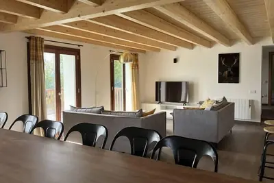 Image de Duplex M, énorme loft en centre station