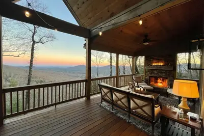 Image de Diamond Ridge: Modern Luxury, Ultimate Long-Range Mountain Views