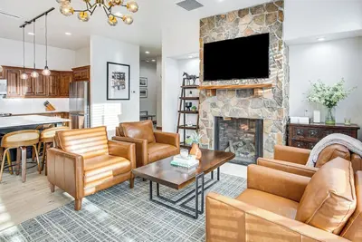 Image de Mountain-View Condo in the Heart of Edwards!