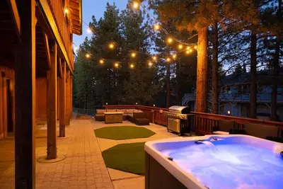 Image de High Altitude Hideaway With Jacuzzi & Game Room