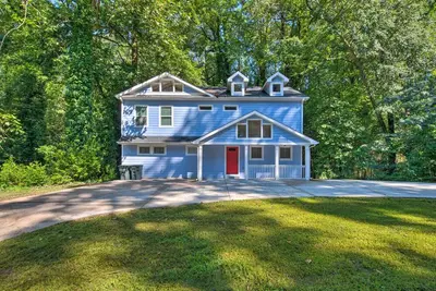Image de Stylish College Park Home w/ Private Garden!
