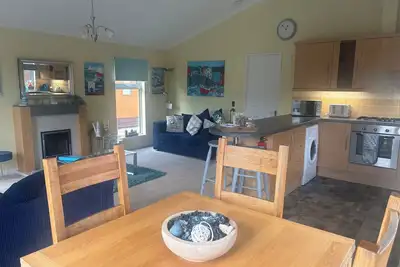 Image de Lukes Lodge, Devon, Hot Tub, Pet Friendly, sleeps 6 Finlake Holiday Park