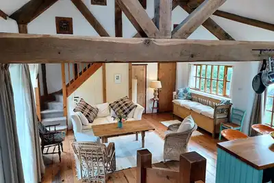 Image de Barn annex, 10 mins walk to the beach, swimming pool, great views and local pub