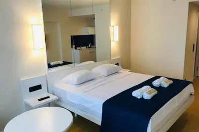 Image de Seaview-Studio Apartment in Orbi City - 45th Floor