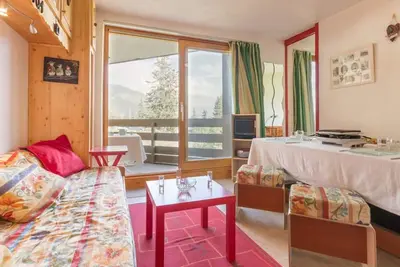 Image de Appartement cosy près des pistes avec Wifi gratuit