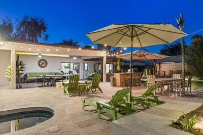 Image de Emerald Oasis - Old Town