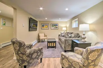 Image de Cozy North Bend Getaway in Walkable Location!