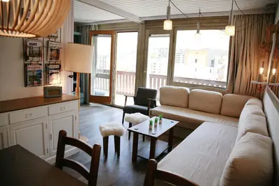Image de T2 bis renovated and bright, Wifi (fiber) 4-5 pers, 63m2 large balcony, le Lac