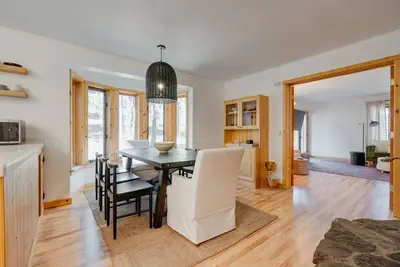 Image de *New Listing* North Lake Hideaway | Centrally located for outdoor activities