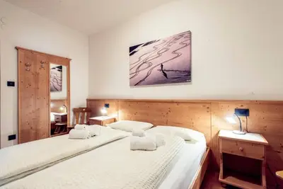 Image de Appartement avec 2 chambres et 3 salles de bains pour 4-6 personnes à Val di Fassa