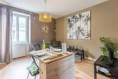 Image de Rochebonne - Une Chambre Appartement, Couchages 4