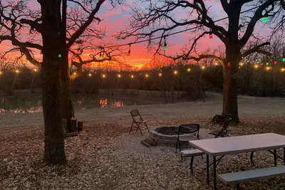 Image de Private peaceful country escape w\/ 3 furnished campers