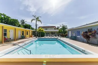 Image de Lovely 1 Bedroom Steps from the Beach