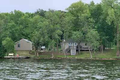 Image de Quiet, Year round Cozy Cabin on a great fishing lake