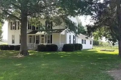 Image de Beautiful FARMhouse at Miami Acres - South Bend In
