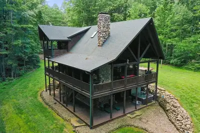 Image de Bella Luna-Cabine-de Luxe-Salle de bain privée séparée-Vue sur le bois