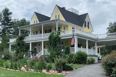 Image de Quiet Central, Historic Farmhouse, Bed & Breakfast Suite - Suite 1 (New! )