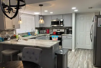 Image de Pet Friendly-Beautiful \"home away from home\" in 55+ Fos